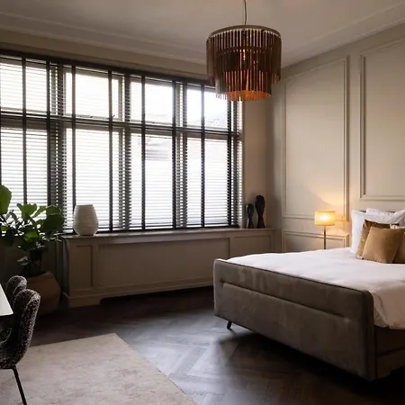 Boutique Huys Oud Teylingen Bed & Breakfast Warmond