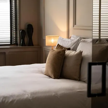 Boutique Huys Oud Teylingen Bed & Breakfast Warmond